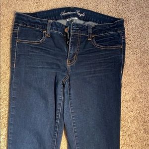 American Eagle Super stretch long blue jeans